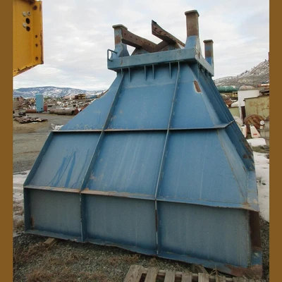 20.5yd³ Feed Hopper