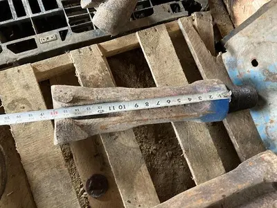 Used AFTERMARKET 5-1/2” DIAMETER X 18” LENGTH CABLE TOOL DRILLING CHISEL BIT Drills Pennsylvania US | East West Machinery & Drilling #1417225