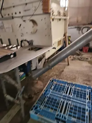 USED HOSOKAWA TWO-STAGE PLASTIC SHREDDING AND GRANULATION SYSTEM