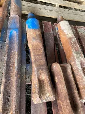 Used AFTERMARKET 5 ¾” DIAMETER X 23" LENGTH CABLE TOOL DRILLING CHISEL BIT Tool Bits Pennsylvania US | East West Machinery & Drilling #1417245