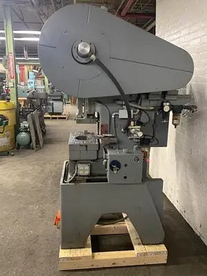 5912-220 Minster Press 16 Ton Type B1-16 1″ Stroke OBI Air Clutch/Air Brake Stamping Press