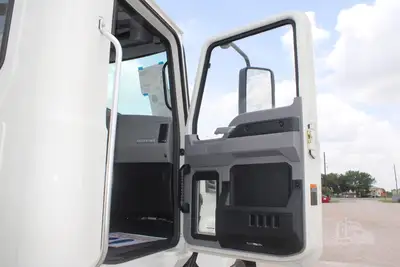 New | in-Stock 2026 MACK MD6 Septic/Sewer/Vacuum Trucks Texas US | Roll Off Truck World #1491901