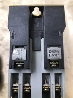 Square D Type X0 40 Series A 9-12 Pole Industrial Control Relay 20A 600VAC
