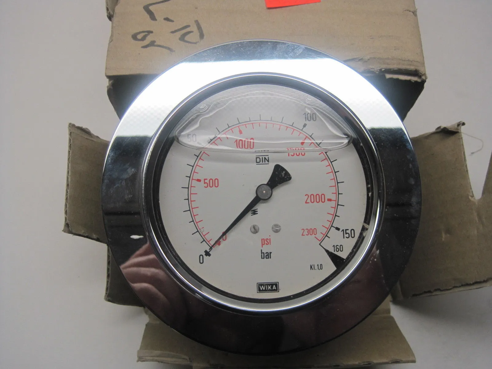 NEW WIKA HYDRAULIC TANK GAUGE