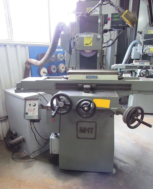 Used 1998 MITSUI MSG-205MH, 1998, 2X DRO, ROLLER BEARING TABLE Reciprocating Surface Grinders New Jersey US | Machinery Values #302694