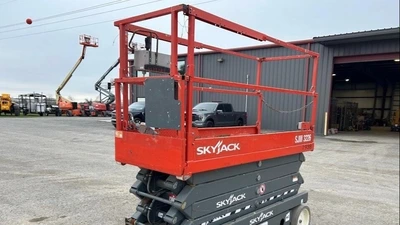 USED 2017 Skyjack SJ3226