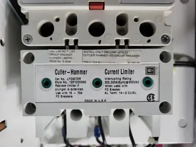 Used EATON SVX005A1-5A4N1 Switchgears British Columbia CA | Lenmark #240137