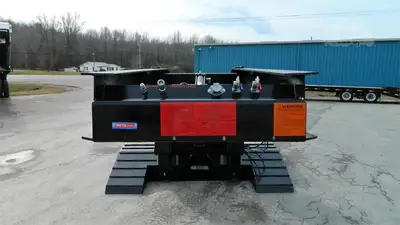 New | in-Stock 2027 PITTS LB35-22DC Lowboy Trailers Tennessee US | LMI Tennessee LLC #1505011