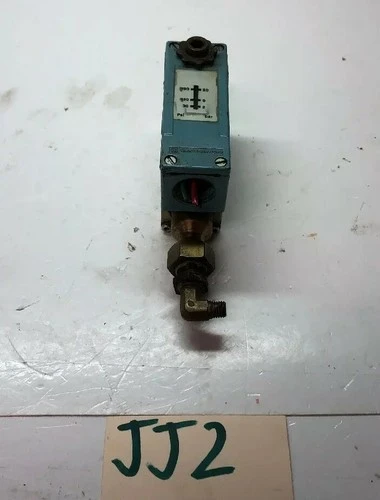Used Telemecanique XMJA020 PLC Processors Indiana US | J&J Industrial Supply #521876