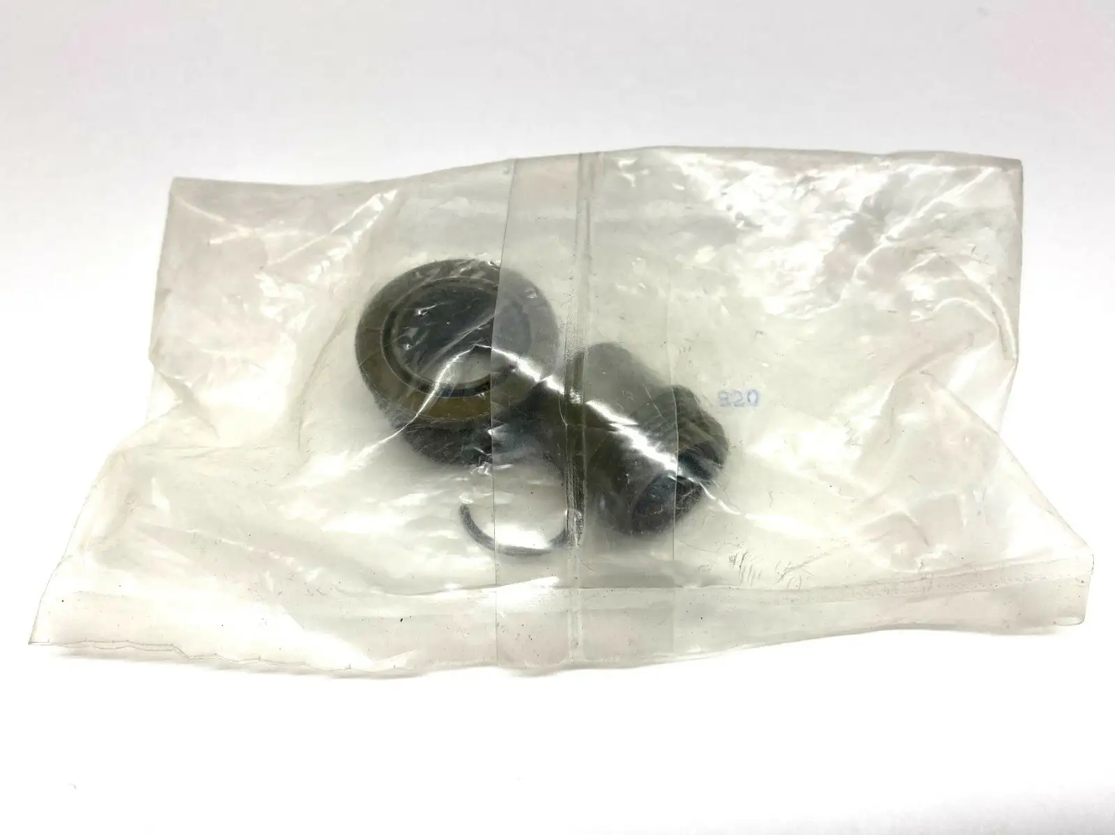 New | in-Stock AMPHENOL PLUG SHELL Connector Accessories | Maverick Industrial Sales #1108076