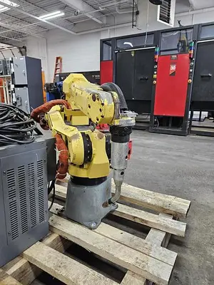 USED 2013 FANUC ARCMATE 100IC/6L