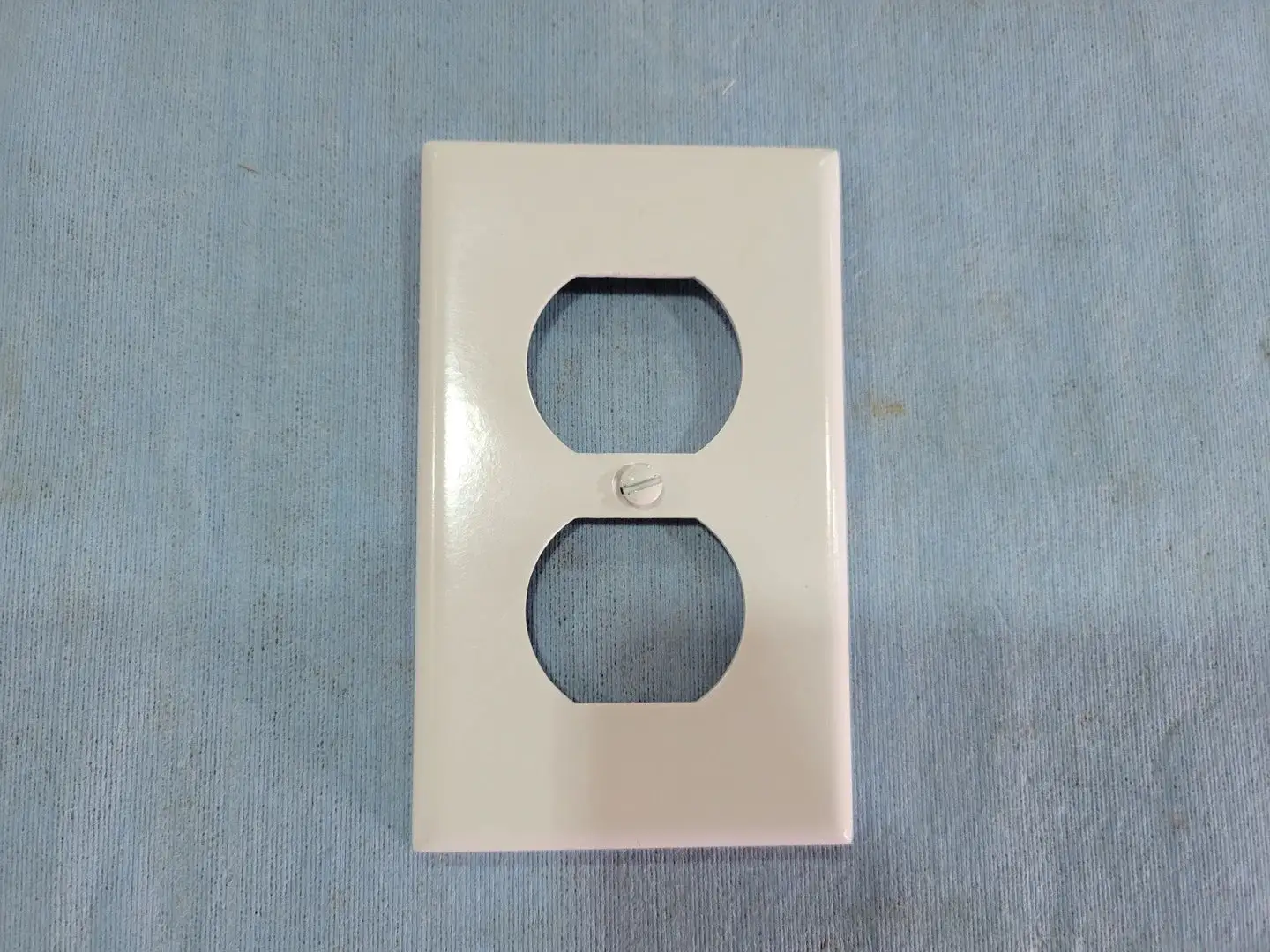 USED LEVITON 11362