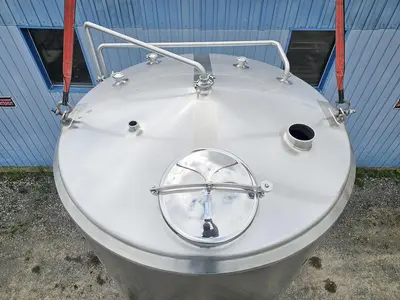 Used 2641 Gallon Insulated Tank, 304 Stainless Steel