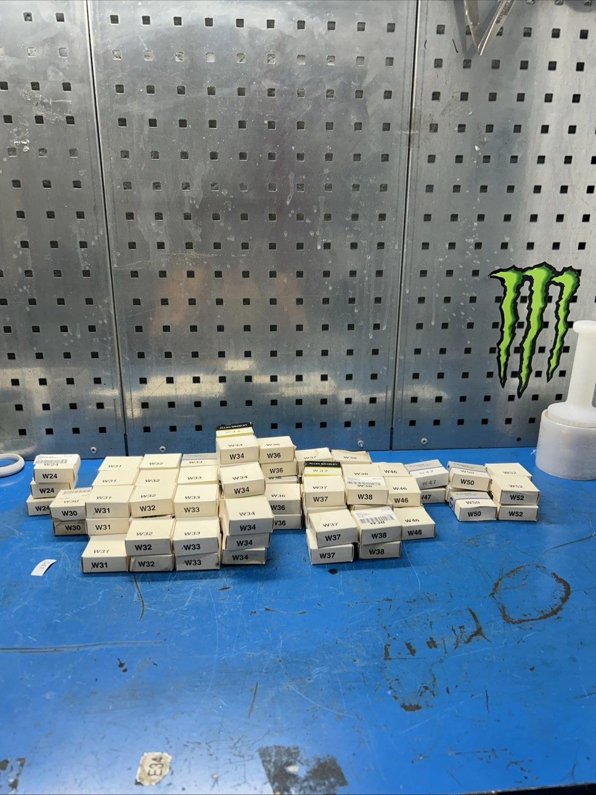 USED Allen-Bradley W37,50,52,33,24,30,31,34,46,47,30