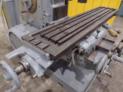#3 KEARNEY & TRECKER MILWAUKEE MODEL #3 VERTICAL MILLING MACHINE 64" x 13" x 10 HP: YOBRO #24458