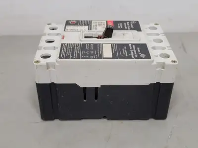 USED CUTLER-HAMMER HMCP015E0C