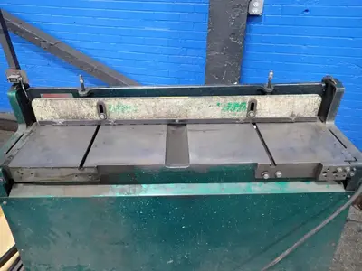 Tennsmith 24 Ga. Hydraulic Squaring Shear