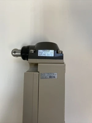 NEW OMRON D4A-2507-VN