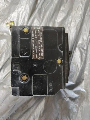 USED SQUARE D QOB330