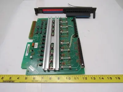 GE Fanuc IC600YB908A Series Six 24VDC Output Source Module Card