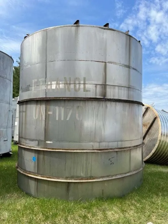 10,000 Gallon Stainless Steel Tank