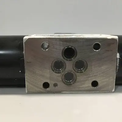USED TOKIMEC DG4VS-3-0C-M-P7-P12-52