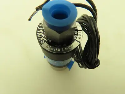 Honeywell Skinner B16DK1050 Solenoid Valve 3-Way NO 125 VDC 50 PSI 1/8" NPT