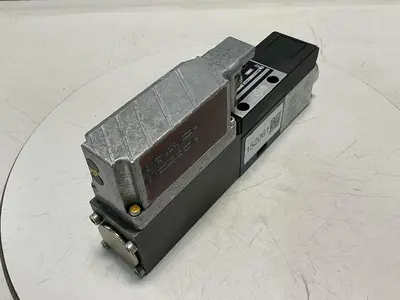 USED BOSCH 0 811 404 142