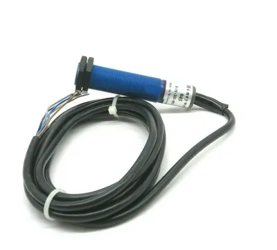 NEW HONEYWELL 945-F4Y-2D-001 ULTRASONIC SENSOR 945F4Y2D001