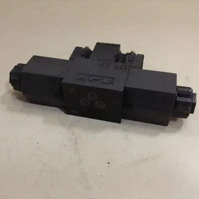 USED YUKEN DSG-01-3C26-D24-50278