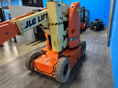 Used 2012 JLG E300AJP Manlifts Minnesota US | Birnstengel Equipment #1550152