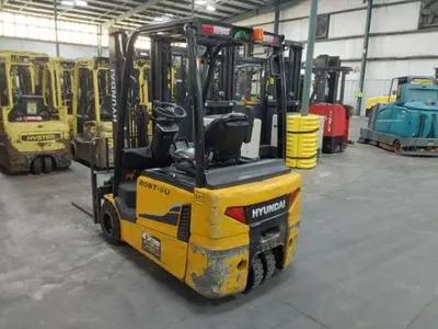 USED 2020 HYUNDAI 20BT-9U