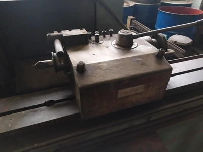 TOS Hostivař Cylindrical Grinder, in good working condition, visible under power