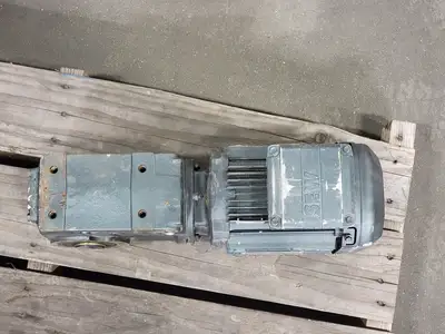 USED SEW-EURODRIVE KA37/T DRE80M4