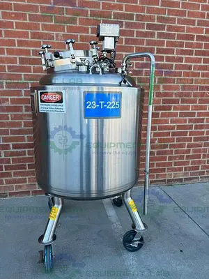 USED FELDMEIER EQUIPMENT 450 LITER STAINLESS STEEL JACKETED REACTOR 120 FV PSI