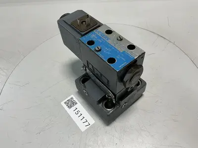 USED VICKERS DG4V-3-22A-M-U-HL7-60