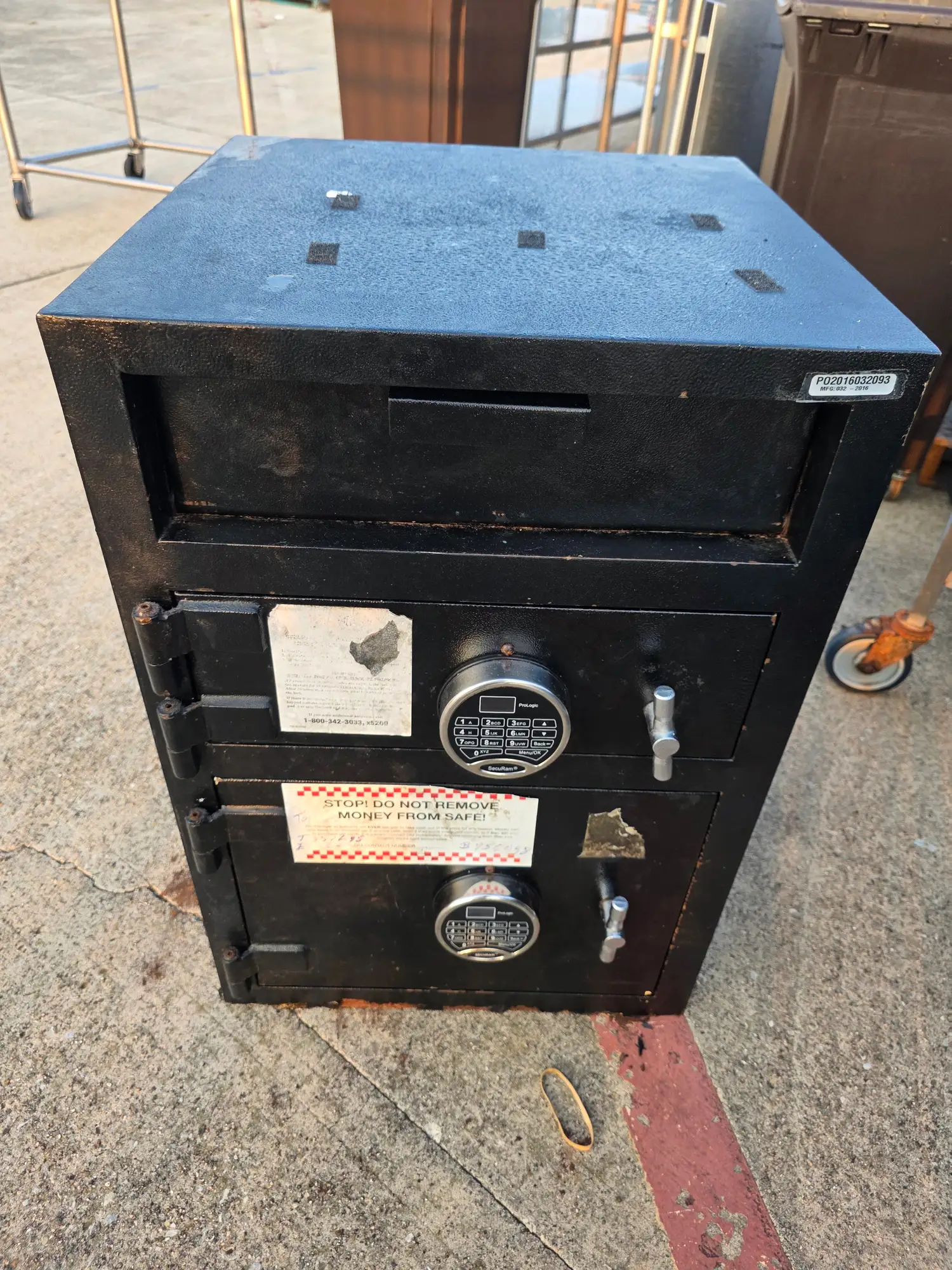 Used Falcon Restaurant Supply Used Undercounter 2 Compartment Depository Steel Drop Safe - FG9 Safes Illinois US | Falcon Restaurant Supply #1373508