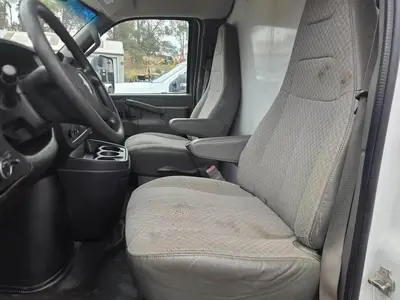Used 2018 CHEVROLET EXPRESS 3500 Box trucks California US | Ben Kaplan Equipment #1359509