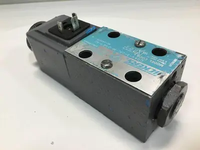 USED VICKERS DG4V-3-2AL-M-U-HL7-60