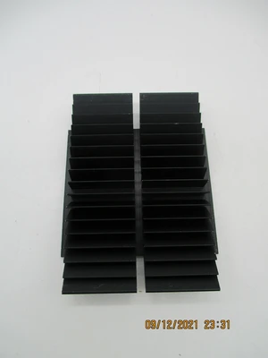 New Flat Surface Fin Style Heat Sink (2X 2/5- 8X5/16") Lot of 4
