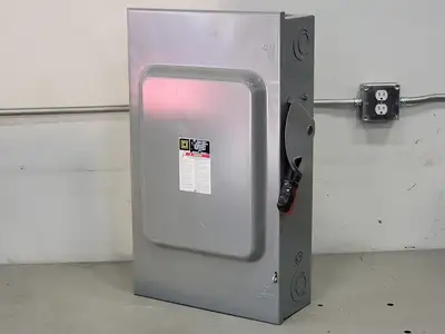 USED SQUARE D CHU364