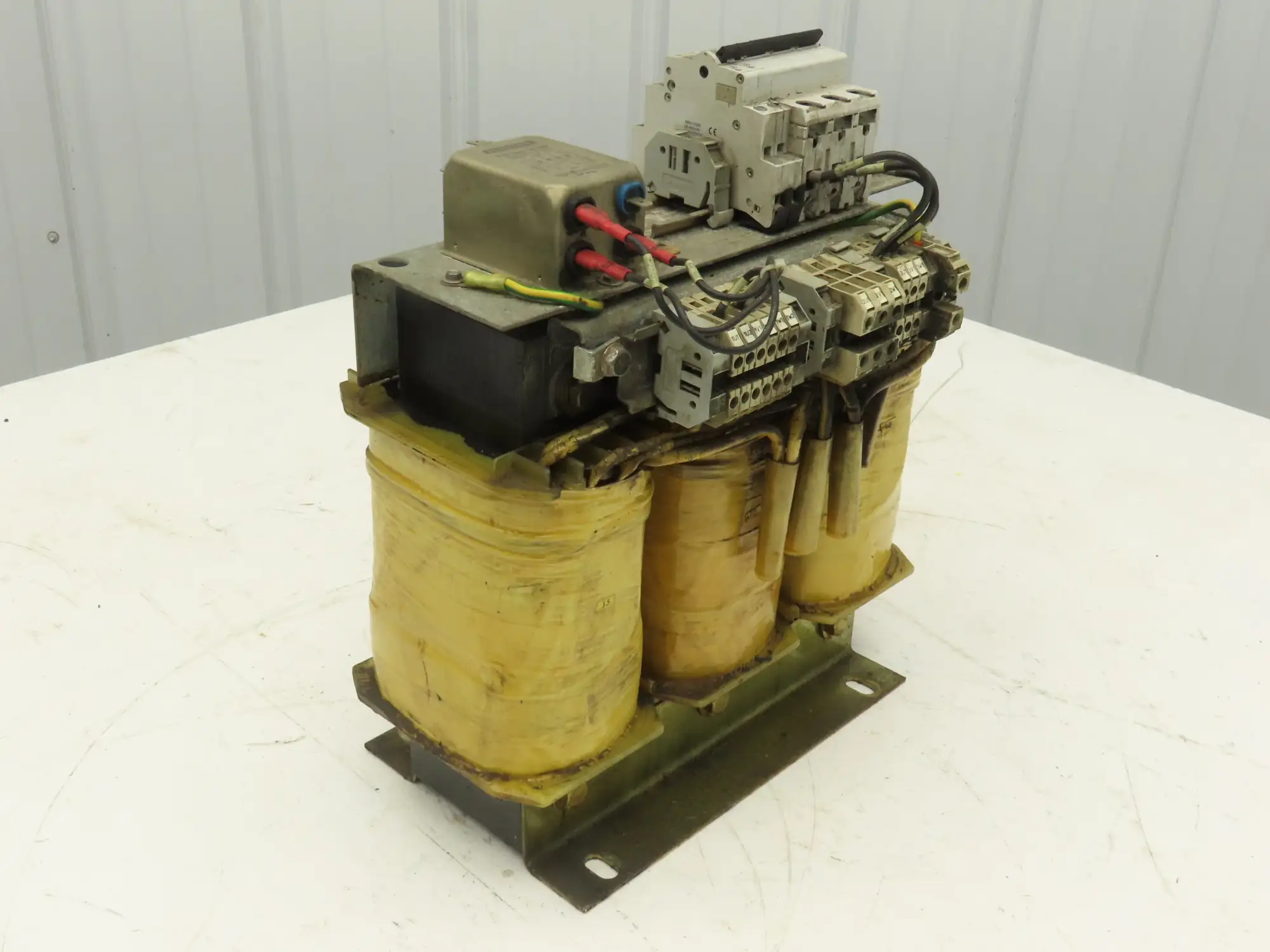 Siemens 4AP3095-0BE70-8Y Stepdown Power Transformer 3.72kva HV400/380V LV60/4.7V