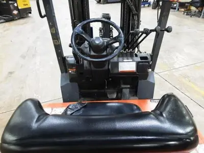 USED 2009 TOYOTA 7FBCU30