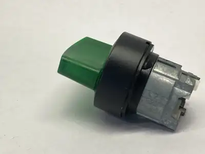 ZB4BK15337 | Schneider Electric  Illuminated Selector Switch Head Green 22mm 3-Pos - New Other