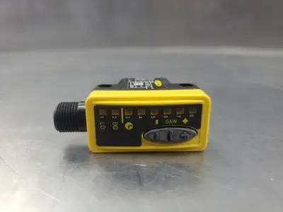 BANNER ENGINEERING QS30LLPQ Long Range Laser Sensor. 5E-3/1