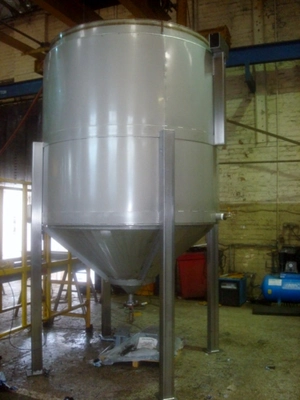 6,750L S/S Zero Pressure Jktd Encl Tank