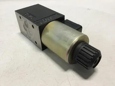 USED PARKER D1VW20BNJP75