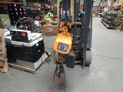 Used ACCOLIFT 2 Hoists (All Types) Texas US | Aucto #1308449