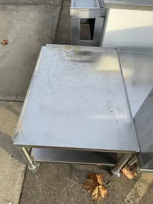 Used Falcon Restaurant Supply Used Stainless Steel Equipment Stand with Caster Wheels - SS281 Food Prep Tables Illinois US | Falcon Restaurant Supply #1375822