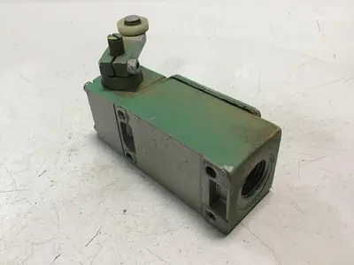 USED TELEMECANIQUE C2JK05